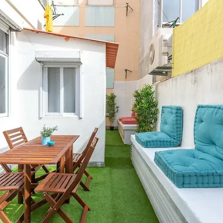 Daire Sunny With Patio, By Timecooler Lisboa