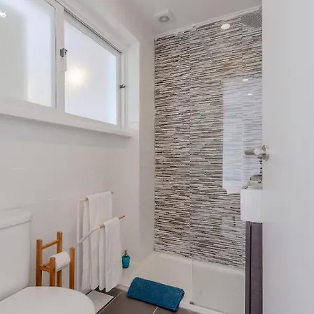 Appartement Sunny With Patio, By Timecooler *